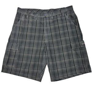 Wrangler Loose Fit Cargo Shorts - 42" Waist - Tag size 44 - NWT